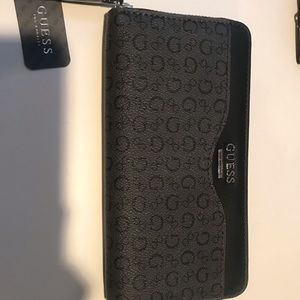NWT Guess wallet